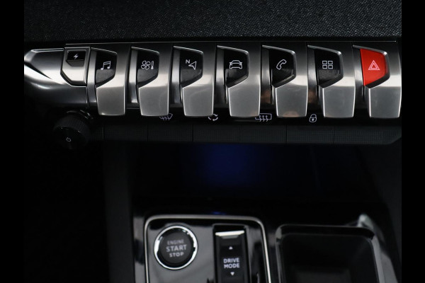 Peugeot 3008 1.6 HYbrid 225 Allure | SOH 97,8% | Half leder | Cruise control | Camera | Park assist | Carplay | Climate control | Full LED