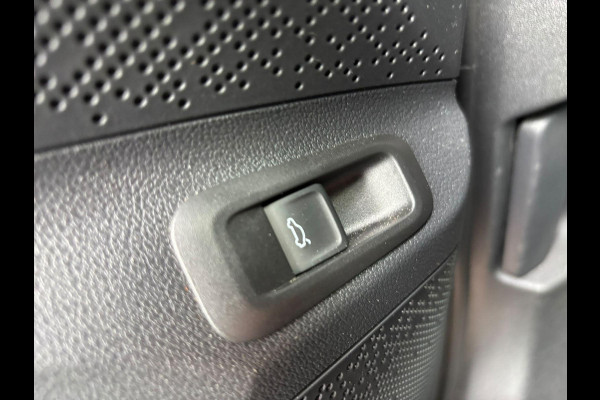 Škoda ENYAQ iV Business Edition 80 Design Selection Suite 204PK | SOH 94% | Wegklapbare Trekhaak | Warmtepomp | Navigatie | 360-Graden Camera | 20" LMV | Elektr. Klep