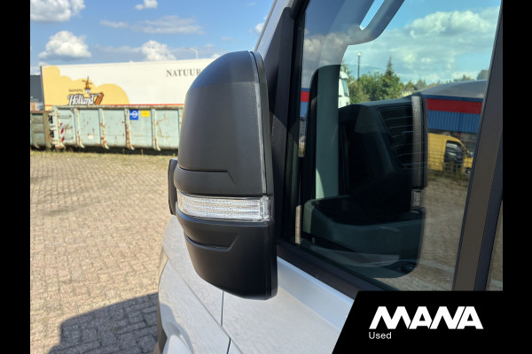 Volkswagen Crafter 35 2.0 TDI L3H2 Automaat LED Standkachel ClimateControl Cruise Camera