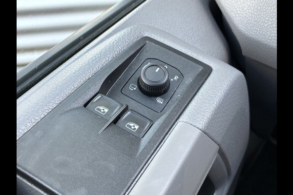 Volkswagen Crafter 35 2.0 TDI L3H2 Automaat LED Standkachel ClimateControl Cruise Camera