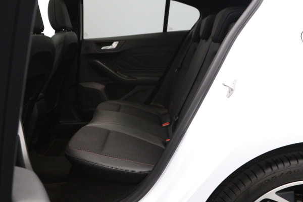 Ford Focus 1.5 EcoBoost 150 PK Automaat ST Line Business, Panoramadak, LED, B&O Sound, Adap. Cruise Control