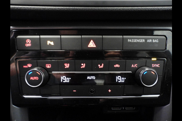 Volkswagen T-Cross 1.0 TSI Style NAVI/CLIMA/ADAPT.CRUISE/LED/17"LMV!