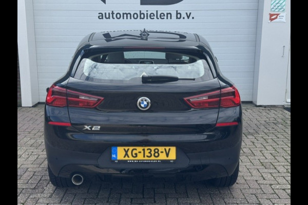 BMW X2 SDrive18i Executive - Sportstoelen - Leder -LED - NAP