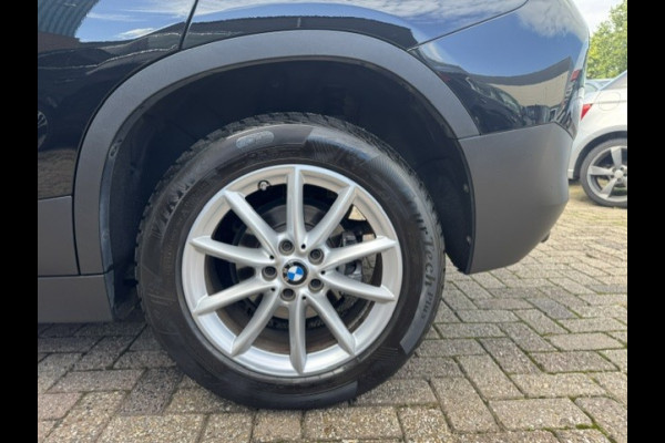 BMW X2 SDrive18i Executive - Sportstoelen - Leder -LED - NAP