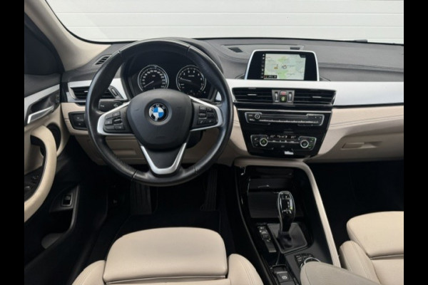 BMW X2 SDrive18i Executive - Sportstoelen - Leder -LED - NAP