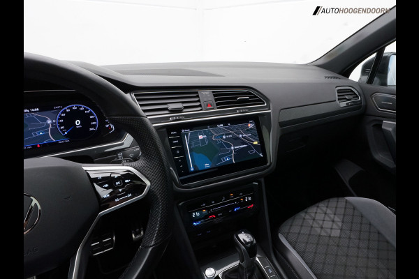 Volkswagen Tiguan 1.5 TSI R-Line Business+ Sport (APPLE CARPLAY,PANORAMADAK,HARMAN/KARDON,ADAPTIVE CRUISE,CAMERA,CLIMATE,LED)