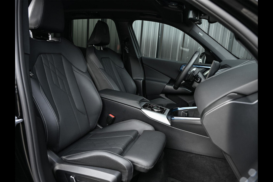 BMW X3 30e xDrive M-Sport | SOH 100% | Camera | Memory Seat | Stoel + Stuurverwarming | Ambiance Interieur | Comfort Access | Active Cruise | Trekhaak |