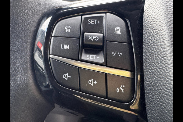 Ford Transit Custom 320L 2.5 PHEV L2H1 Limited | Plug-In | 98% SOH | 3. Pers | Camera | PDC voor + Achter | Winter Pack | Navi |