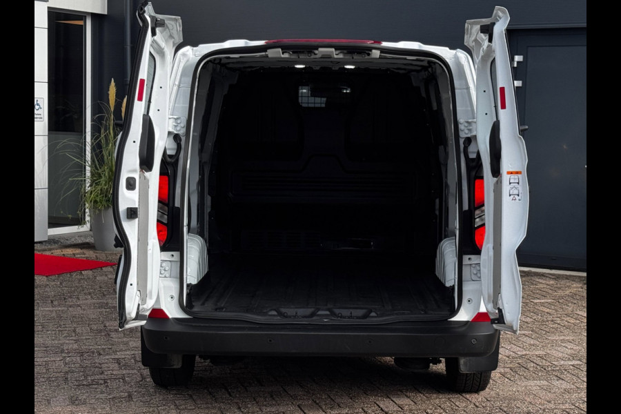 Ford Transit Custom 320L 2.5 PHEV L2H1 Limited | Plug-In | 98% SOH | 3. Pers | Camera | PDC voor + Achter | Winter Pack | Navi |