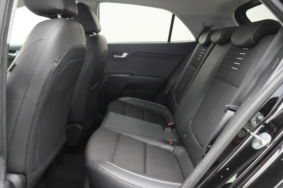 Kia Rio 1.0 TGDI GT-Line Camera, Apple CarPlay, KeyLess, Leder/Stof, Navi, PDC, 17"