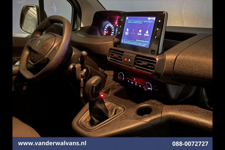 Peugeot Partner 1.5 BlueHDI 102pk L2H1 Euro6 Airco | 3-Zits | Apple Carplay | Camera | Cruisecontrol | Trekhaak Android Auto, Parkeersensoren, Bijrijdersbank