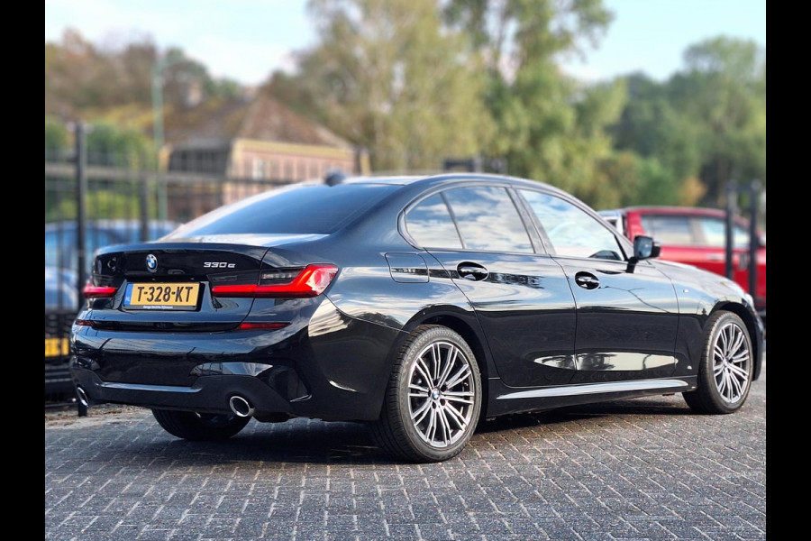 BMW 3-serie 330e M Sport | SOH: 88,8% |  Trekhaak wegklapbaar | Nieuwe banden | Climate  | CC | Leder Stof |