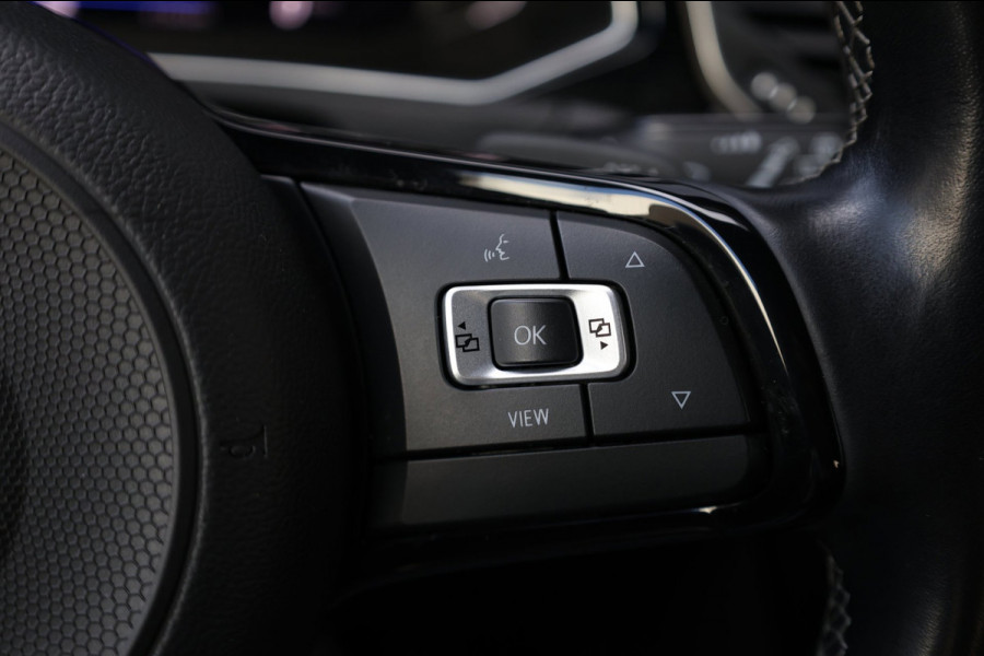 Volkswagen T-Roc 2.0 TSI 4Motion R 301+PK AKRAPOVIC/VIRTUAL/KEYLES/HALF LEER+S.VERWARMING/19" LMV/PDC/12 MDN GARANTIE!