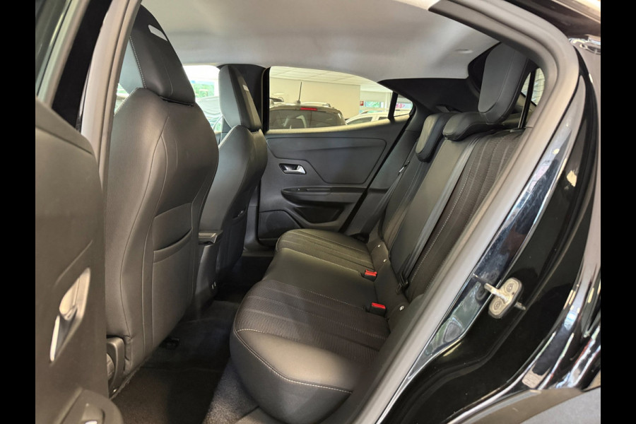Opel Mokka 1.2 Turbo Elegance Automaat | Navigatie | Trekhaak | Vierseizoenen banden | Stoelverwarming |
