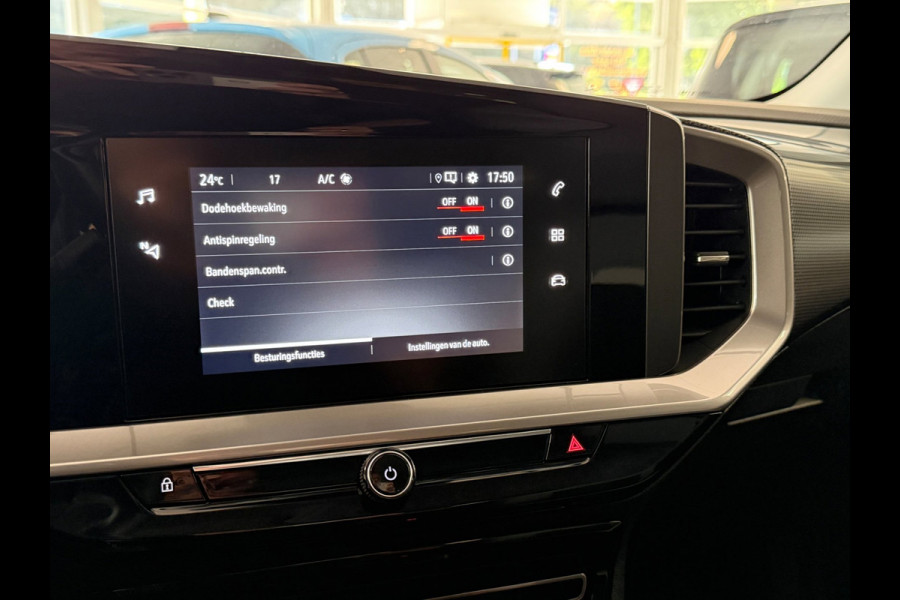 Opel Mokka 1.2 Turbo Elegance Automaat | Navigatie | Trekhaak | Vierseizoenen banden | Stoelverwarming |