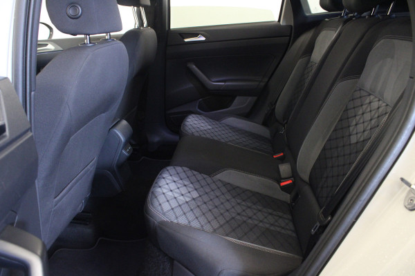 Volkswagen Taigo 1.0 TSI R-Line