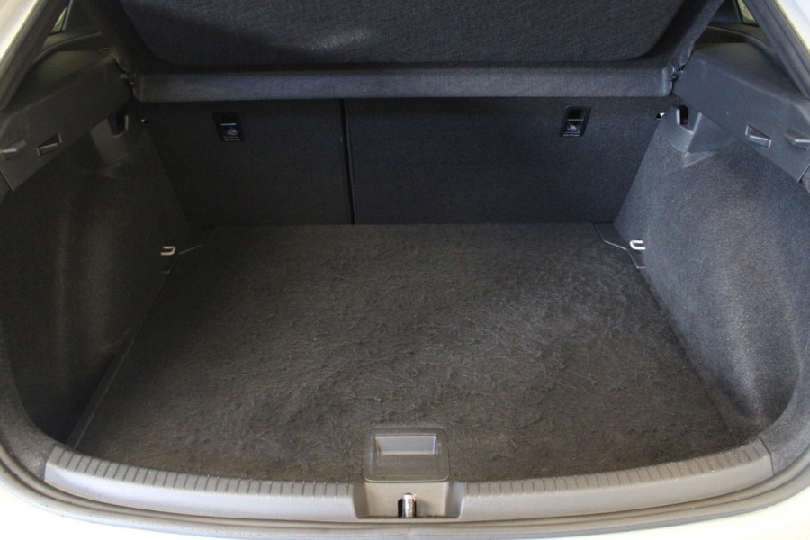 Volkswagen Taigo 1.0 TSI R-Line
