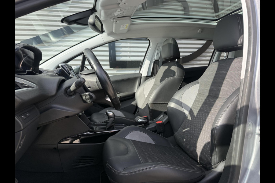 Peugeot 2008 1.2 PureTech Blue Lion 2e Eigenaar|Pano|Stoelverw|D-riem vv in 2024|Carplay|Camera|Cruise|Clima|PDC|APK tot 02-2027
