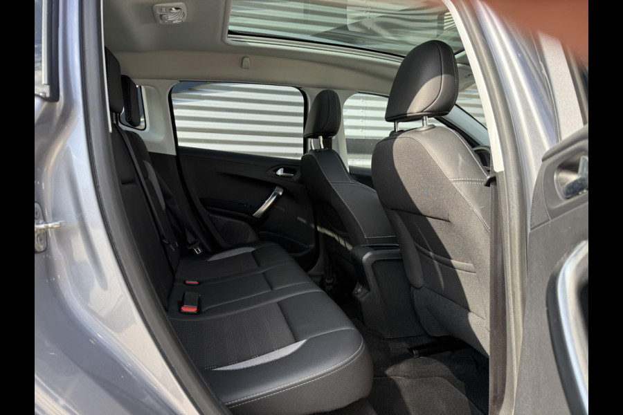 Peugeot 2008 1.2 PureTech Blue Lion 2e Eigenaar|Pano|Stoelverw|D-riem vv in 2024|Carplay|Camera|Cruise|Clima|PDC|APK tot 02-2027