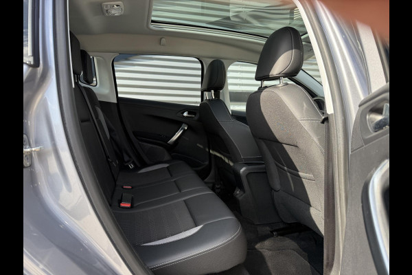 Peugeot 2008 1.2 PureTech Blue Lion 2e Eigenaar|Pano|Stoelverw|D-riem vv in 2024|Carplay|Camera|Cruise|Clima|PDC|APK tot 02-2027