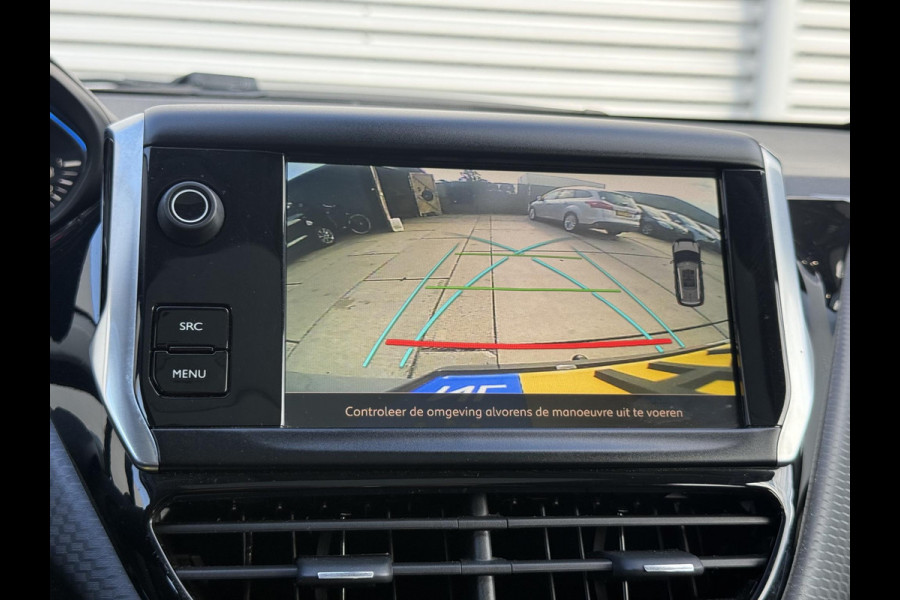 Peugeot 2008 1.2 PureTech Blue Lion 2e Eigenaar|Pano|Stoelverw|D-riem vv in 2024|Carplay|Camera|Cruise|Clima|PDC|APK tot 02-2027