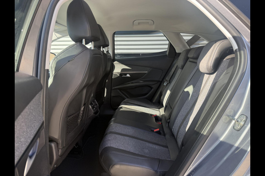 Peugeot 3008 1.2 PureTech Allure 2e Eigenaar|Navi|Camera|Cruise|Carplay|Stoelverw|i-Cockpit|Trekhaak|Elek achterklep|N.A.P|APK tot 05-2027