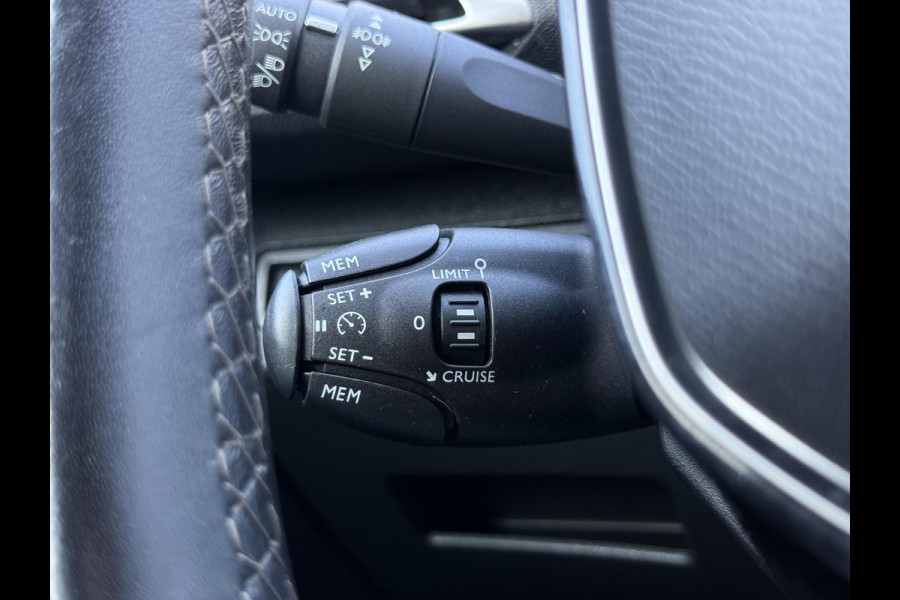 Peugeot 3008 1.2 PureTech Allure 2e Eigenaar|Navi|Camera|Cruise|Carplay|Stoelverw|i-Cockpit|Trekhaak|Elek achterklep|N.A.P|APK tot 05-2027