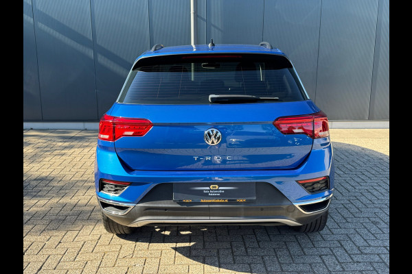 Volkswagen T-Roc 1.0 TSI Style * Navigatiesysteem * Stoelverwarming * Adaptieve Cruise Control * Parkeercamera *