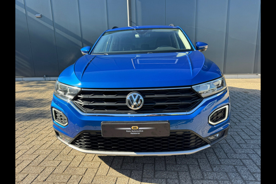 Volkswagen T-Roc 1.0 TSI Style * Navigatiesysteem * Stoelverwarming * Adaptieve Cruise Control * Parkeercamera *