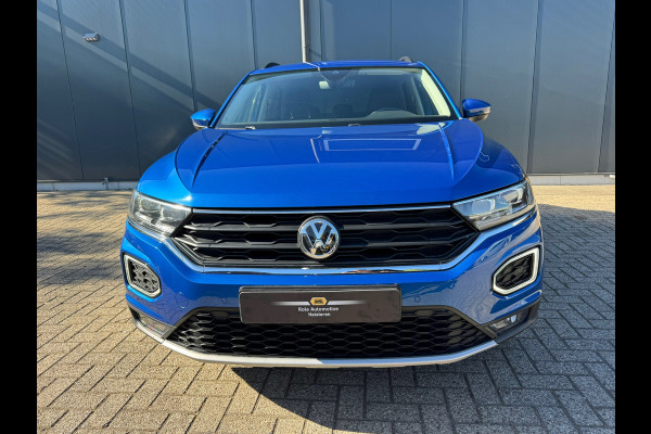 Volkswagen T-Roc 1.0 TSI Style * Navigatiesysteem * Stoelverwarming * Adaptieve Cruise Control * Parkeercamera *