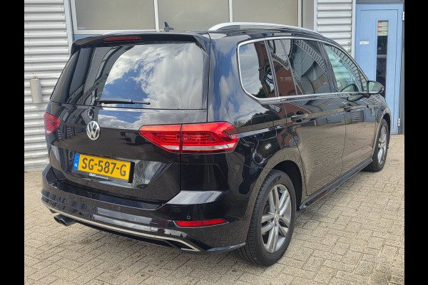 Volkswagen Touran 1.4 TSI Highline Business R 7p