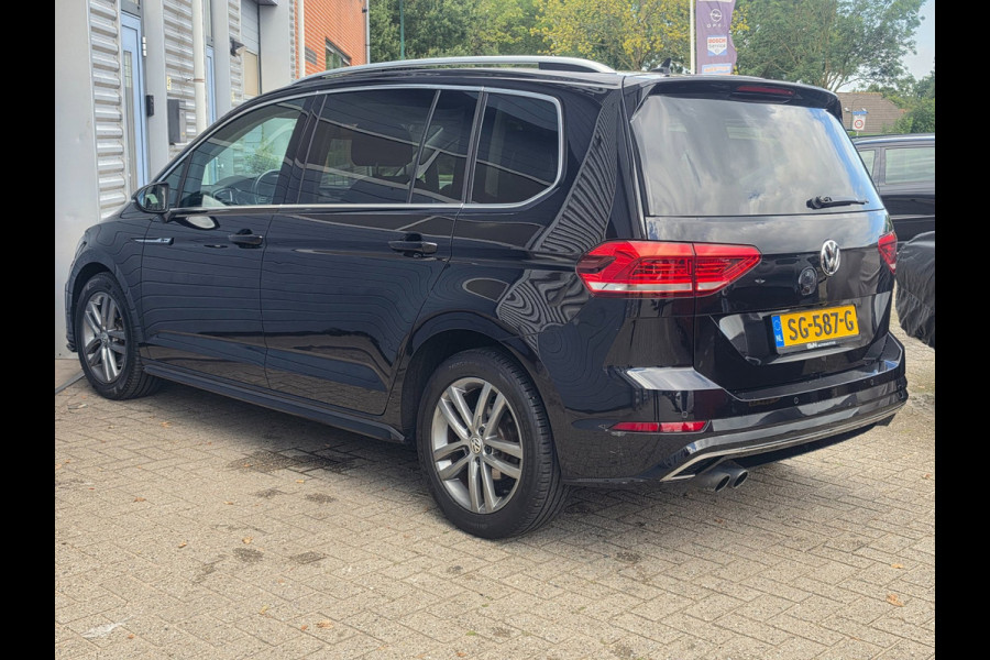 Volkswagen Touran 1.4 TSI Highline Business R 7p
