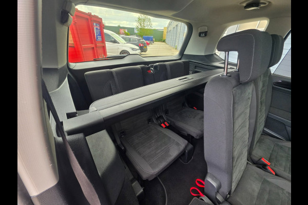 Volkswagen Touran 1.4 TSI Highline Business R 7p