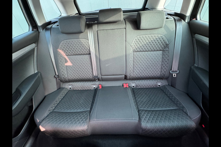 Škoda Superb Combi 1.4 TSI iV AUTOMAAT * Navigatiesysteem * ParkeerCamera * Elek. achterklep *