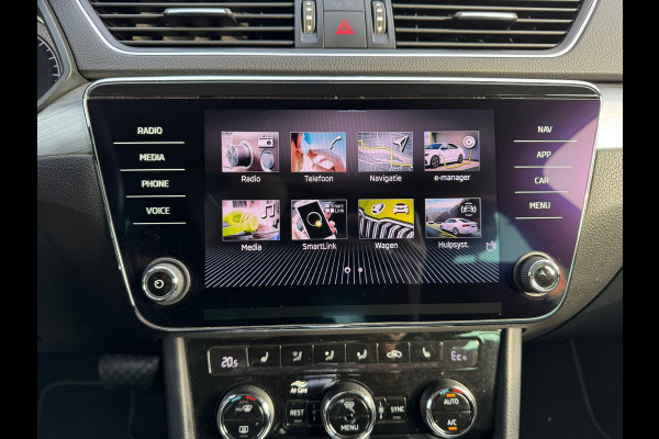 Škoda Superb Combi 1.4 TSI iV AUTOMAAT * Navigatiesysteem * ParkeerCamera * Elek. achterklep *