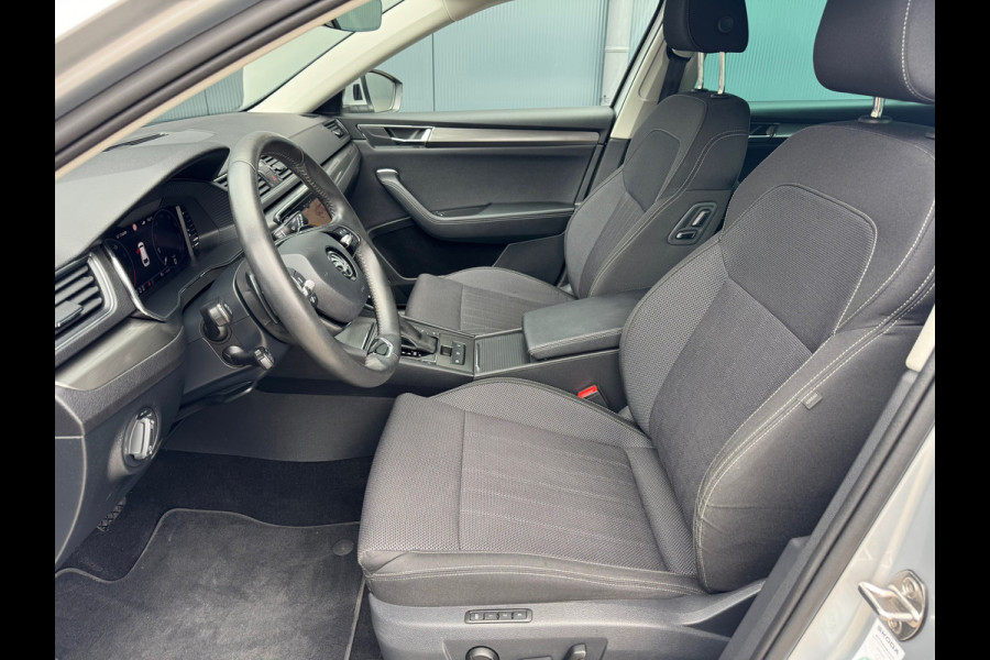 Škoda Superb Combi 1.4 TSI iV Style * AUTOMAAT * Trekhaak * Navigatiesysteem * Elektr. Kofferklep *