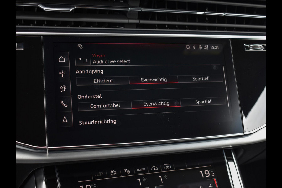 Audi Q8 55 TFSI e quattro Pro Line S Memory seats | 360 Camera | Keyless | Soft close | Adaptive cruise | Panoramadak | B&O sound | Achterbank verwarmd | Ambiance interieur | El. trekhaak