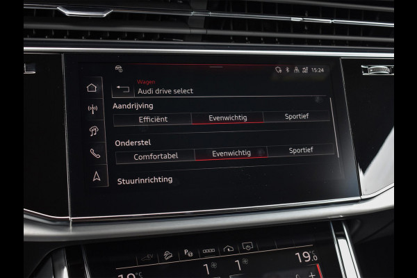 Audi Q8 55 TFSI e quattro Pro Line S Memory seats | 360 Camera | Keyless | Soft close | Adaptive cruise | Panoramadak | B&O sound | Achterbank verwarmd | Ambiance interieur | El. trekhaak