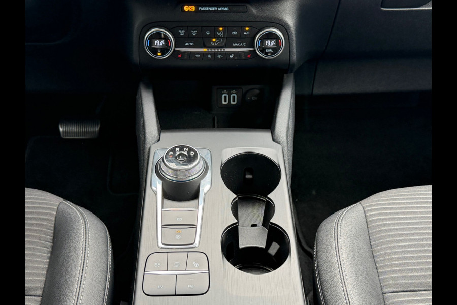 Ford Kuga 2.5 PHEV 225 Pk | Titanium | Navigatie |Cruise |Camera | Clima | Help display | Side assist.