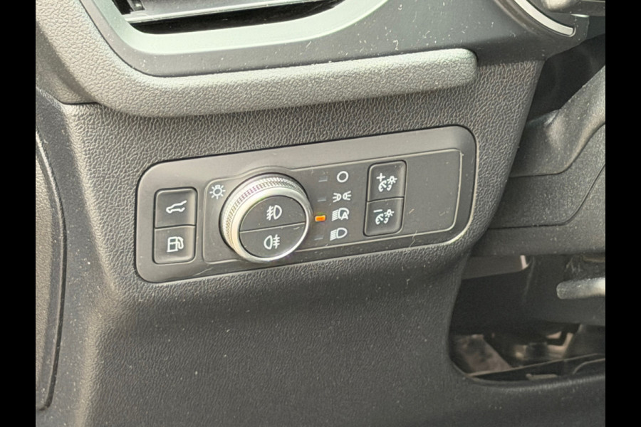 Ford Kuga 2.5 PHEV 225 Pk | Titanium | Navigatie |Cruise |Camera | Clima | Help display | Side assist.