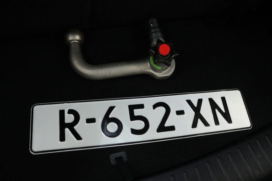 Kia Sorento 1.6 T-GDI Hybrid 2WD DynamicLine 7p (TREKHAAK, CAMERA, STOEL/STUUR VERWARMING, ELEKTR STOELEN)