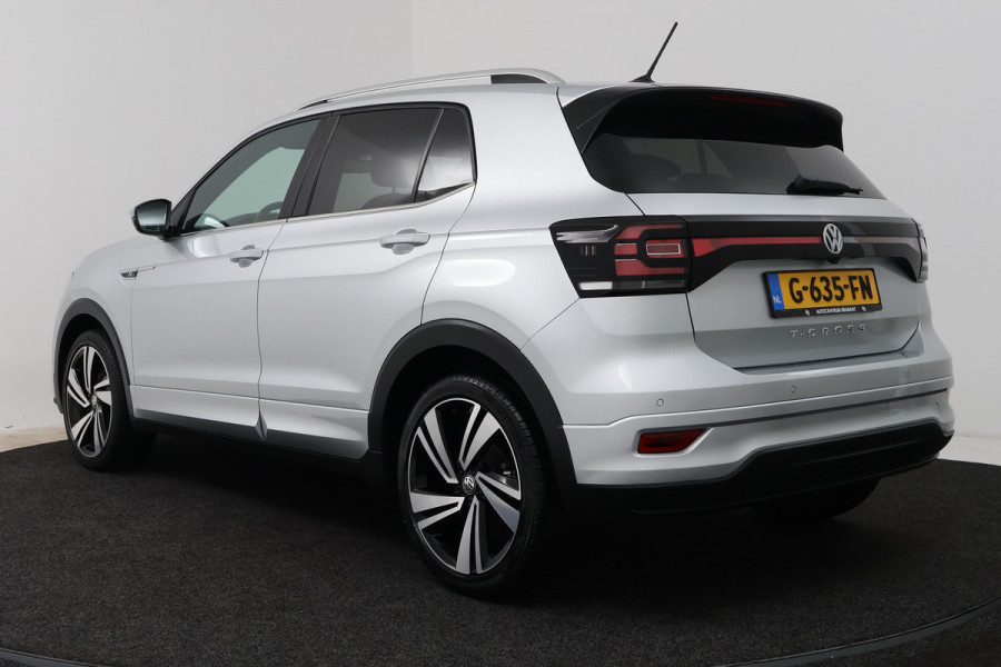 Volkswagen T-Cross 1.0 TSI Style (CAMERA, STOELVERWARMING, CRUISE ADAPTIEF, PARKEERSENSOREN)
