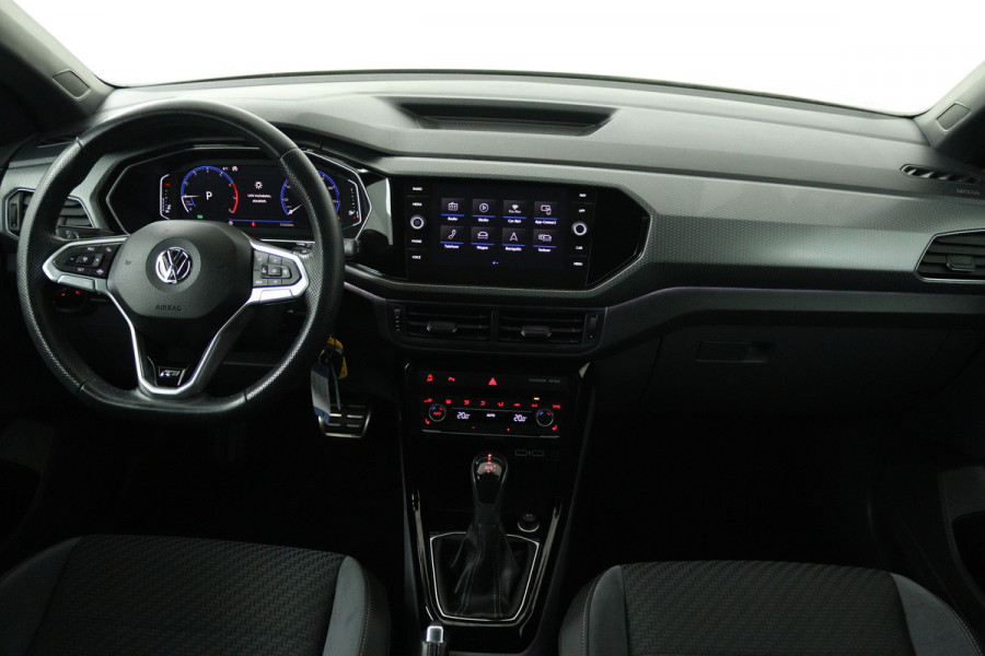 Volkswagen T-Cross 1.0 TSI Style (CAMERA, STOELVERWARMING, CRUISE ADAPTIEF, PARKEERSENSOREN)