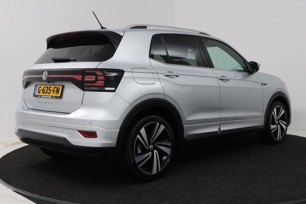 Volkswagen T-Cross 1.0 TSI Style (CAMERA, STOELVERWARMING, CRUISE ADAPTIEF, PARKEERSENSOREN)