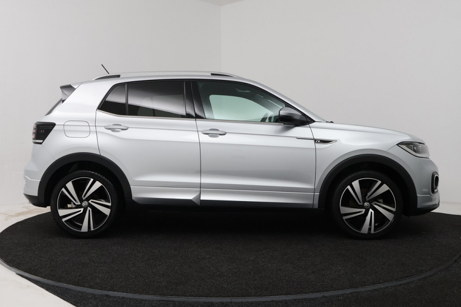 Volkswagen T-Cross 1.0 TSI Style (CAMERA, STOELVERWARMING, CRUISE ADAPTIEF, PARKEERSENSOREN)