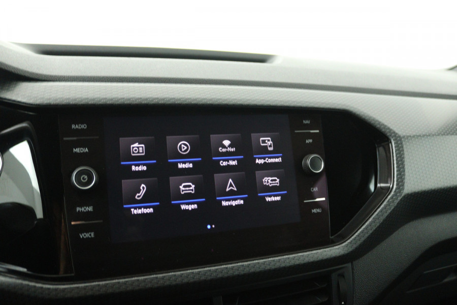 Volkswagen T-Cross 1.0 TSI Style (CAMERA, STOELVERWARMING, CRUISE ADAPTIEF, PARKEERSENSOREN)