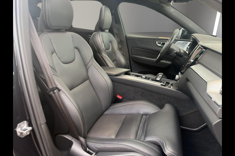 Volvo XC60 2.0 T8 Twin Engine AWD R-Design Pano B&W Lucht