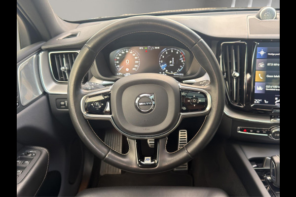 Volvo XC60 2.0 T8 Twin Engine AWD R-Design Pano B&W Lucht