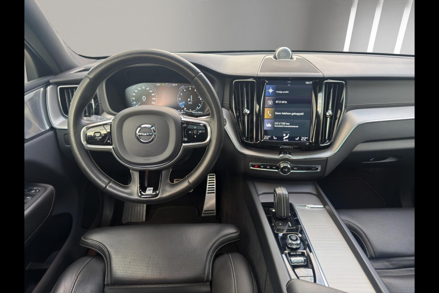 Volvo XC60 2.0 T8 Twin Engine AWD R-Design Pano B&W Lucht