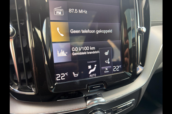 Volvo XC60 2.0 T8 Twin Engine AWD R-Design Pano B&W Lucht